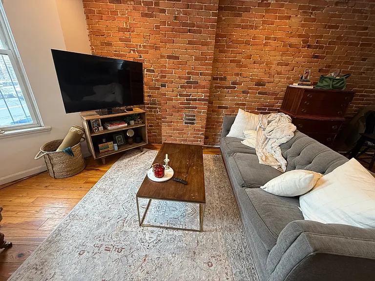 216 Hemenway St #1 — Photo 4