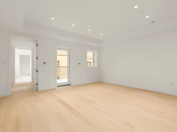 46 East 65th Street image 12 of 18