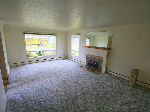 2nd image of 622 Greenstreet Blvd