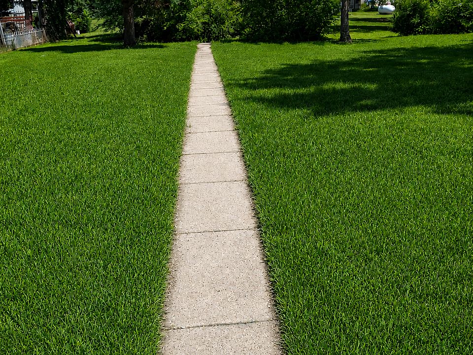 1st image of 304 3rd Ave N