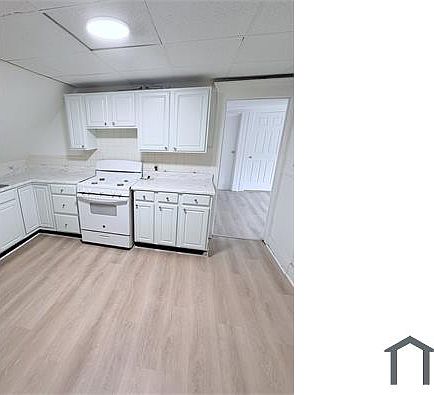 1st image of 21 Ferry St #3