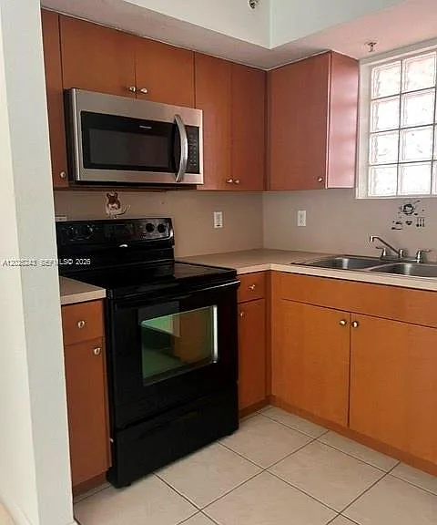 650 Palm Ave #3-A2 — Photo 1