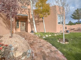 1524 Eagle Ridge Dr NE, Albuquerque, NM 87122