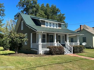 410 Bridge St, Columbia, NC 27925