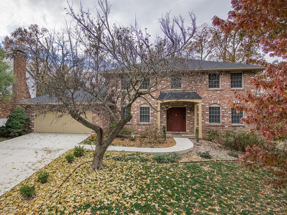 1st image of 916 Cari Ann Dr