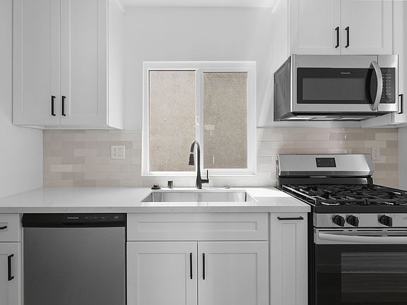 4th image of 1218 S Mariposa Ave #1218