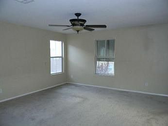 5th image of 10033 Mystic Lake Ave