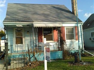 21812 Normandy Ave, Eastpointe, MI 48021