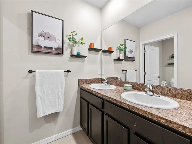 2908 Storybrook Preserve Dr — Photo 37