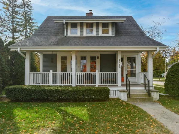 8239 Chestnut STREET, Wauwatosa, WI 53213