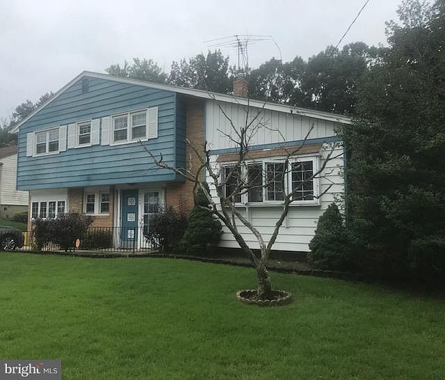 1st image of 6025 Hollinshed Ave