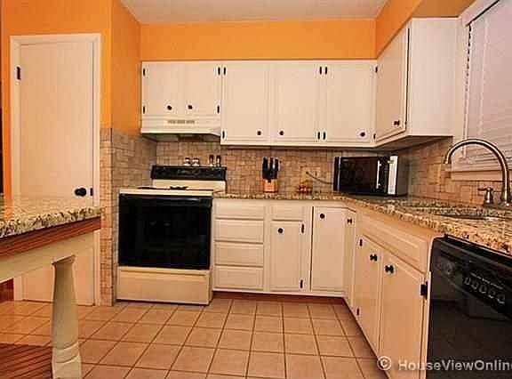 3rd image of 1516 Kingsbury Dr