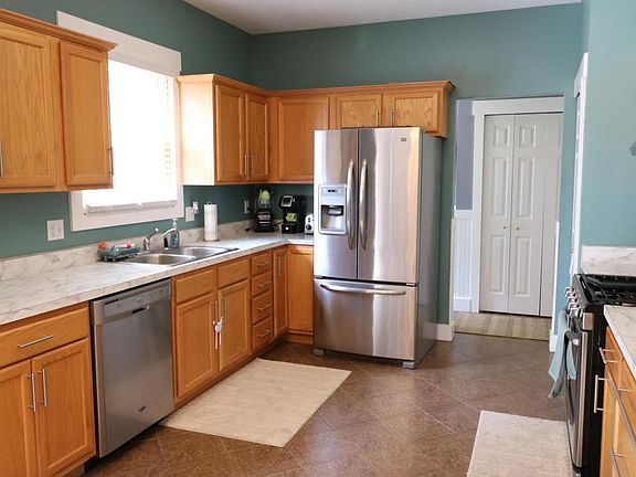 4th image of 31787 Swisher St
