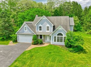 1117 Burlington Rd, Victor, NY 14564