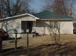 720 E 6th St, Ada, OK 74820