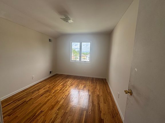4th image of 125 Ramona Ave Floor 2