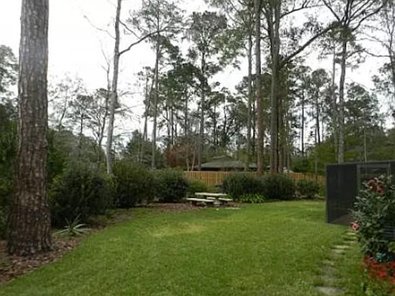 Fenced & private back yard