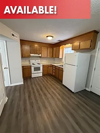 1002 Fieldcrest Cir Photo 1 1002 Fieldcrest Cir Photo 1