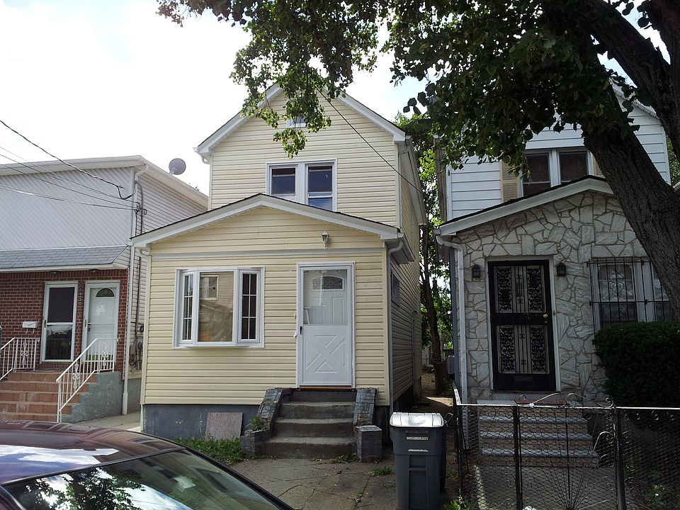 1st image of 114 28 147th St