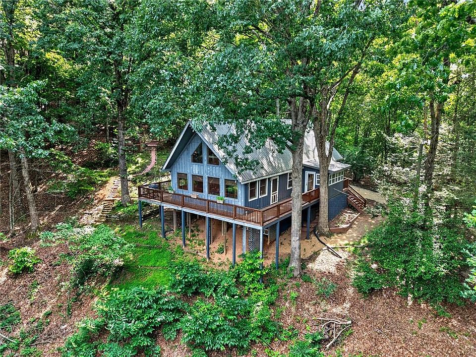 1st image of 113 Lucerne Pl