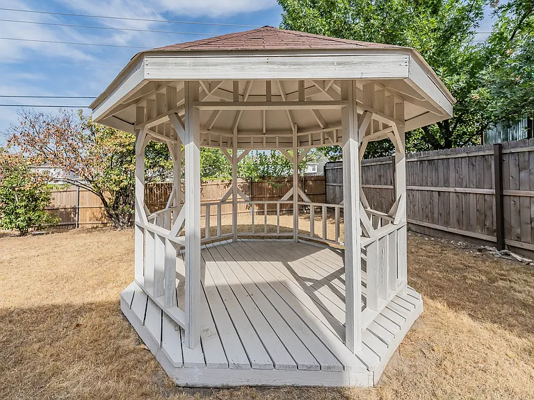 1217 Katy Dr — Photo 47