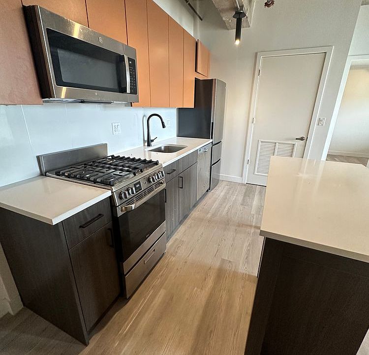 1st image of 5726 N Ashland Ave #415