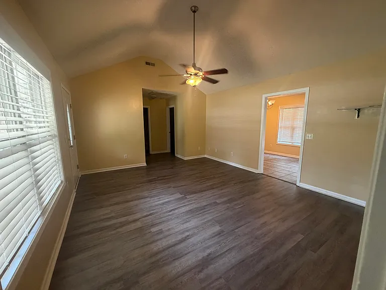 30 Spanish Moss Cir — Photo 14