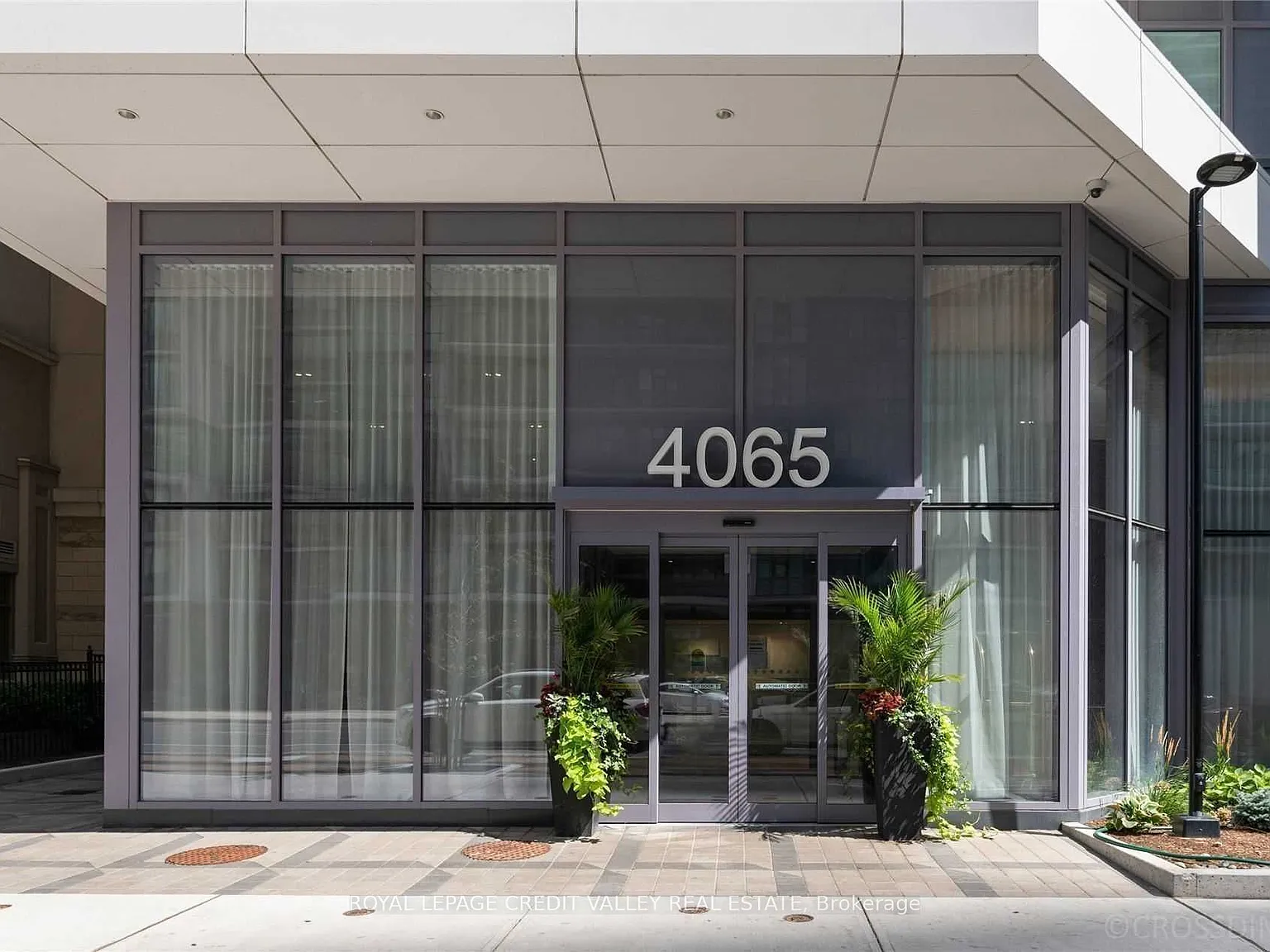 2 bed, $2,200 — Photo 3