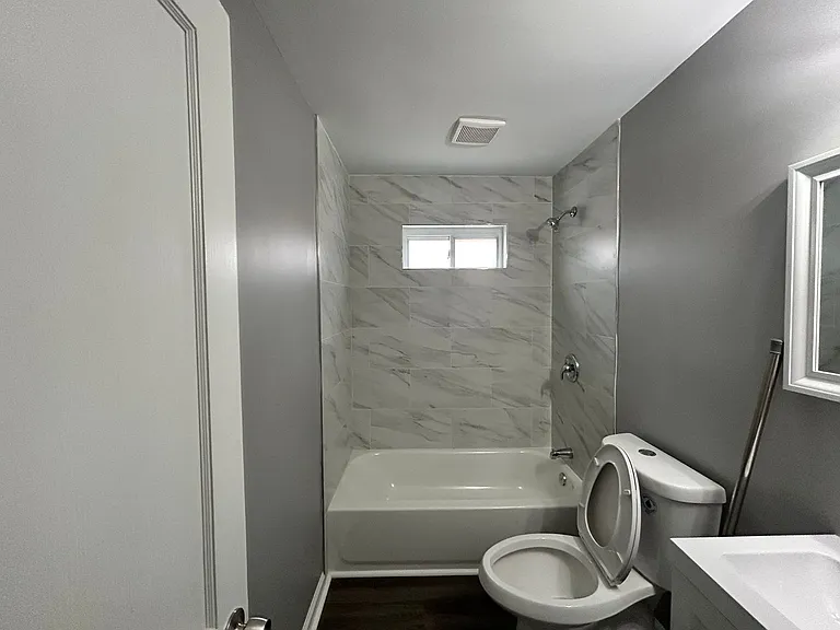 2617 Northshire Dr — Photo 4