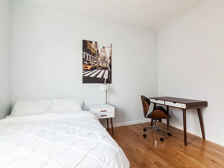 136 Grace St #2 — Photo 18