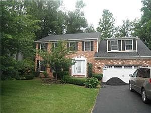 1st image of 15 Stonewood Dr
