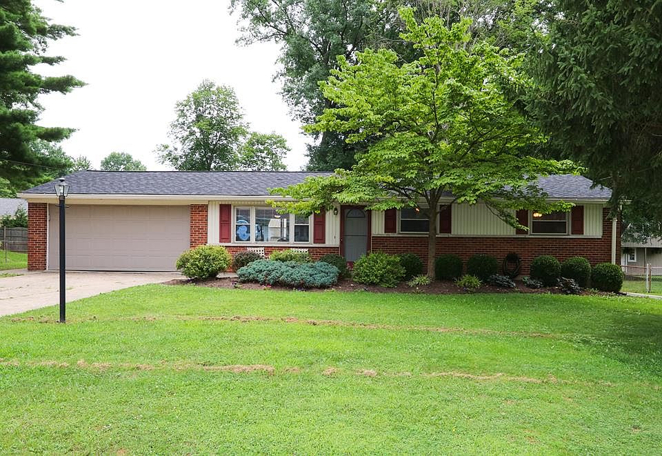 1st image of 3836 Crescent Dr