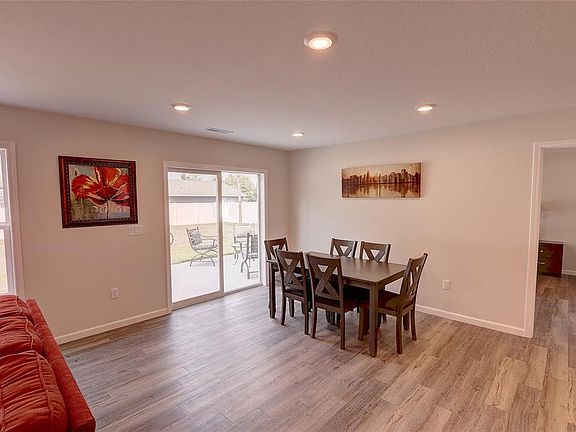 5th image of 10232 Metcalf Road
