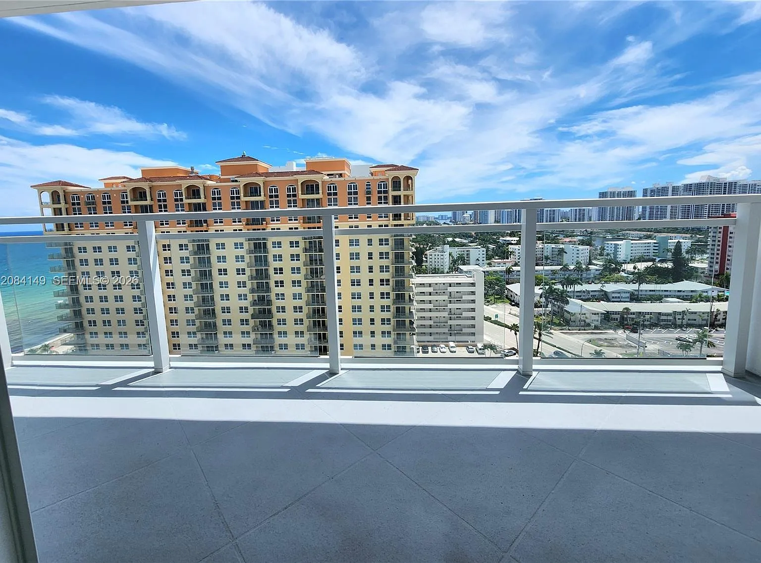 Parker Plaza Condo Estate — Photo 4