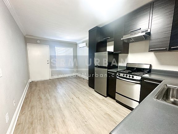 5th image of 4612 Ohio St #35