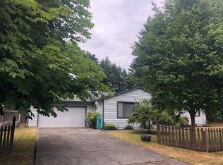381 Ihland Way NW, Bainbridge Island, WA 98110