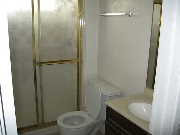 5th image of 6318 Porterfield Ct