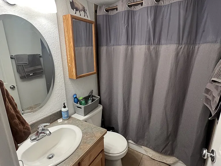 909 Logan St #4B — Photo 14