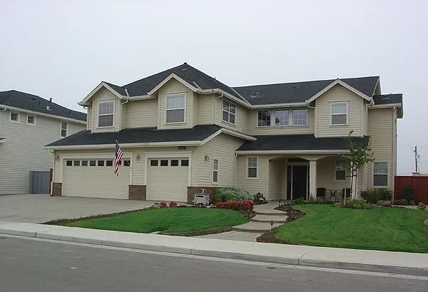 2634 Gilberte Ct photo 1