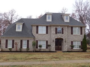 1645 Stable Run Dr, Cordova, TN 38016