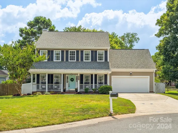 8531 Albury Walk Ln, Charlotte, NC 28277