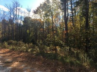 61 Spencer Dr, Auburn, ME 04210