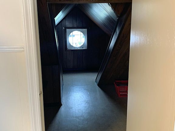 2nd image of 90 Catskill Ave #2