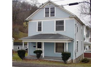 180 10th St, Wellsburg, WV 26070