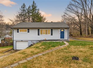 1195 Lebanon School Rd, West Mifflin, PA 15122