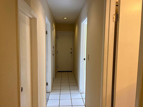 5th image of 5493 Makaloa St #2