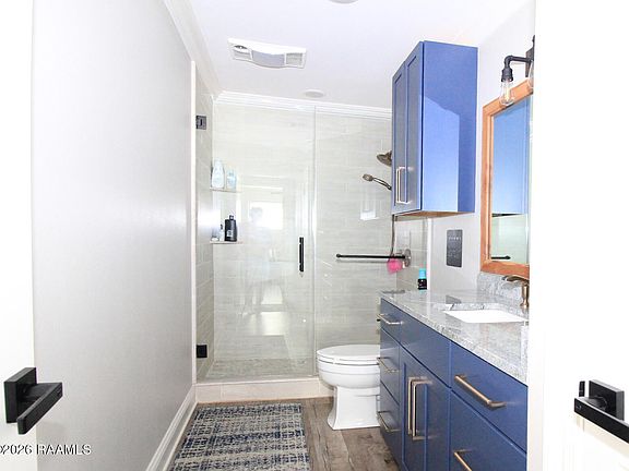 3rd image of 25 Knott Dr