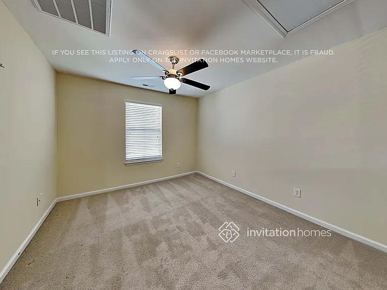 1912 Pear Tree Ln — Photo 14