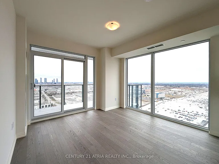 27 Korda Gate #2305 — Photo 16