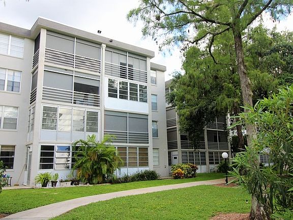 Apt Is Balcony At Right On Fourth Floor